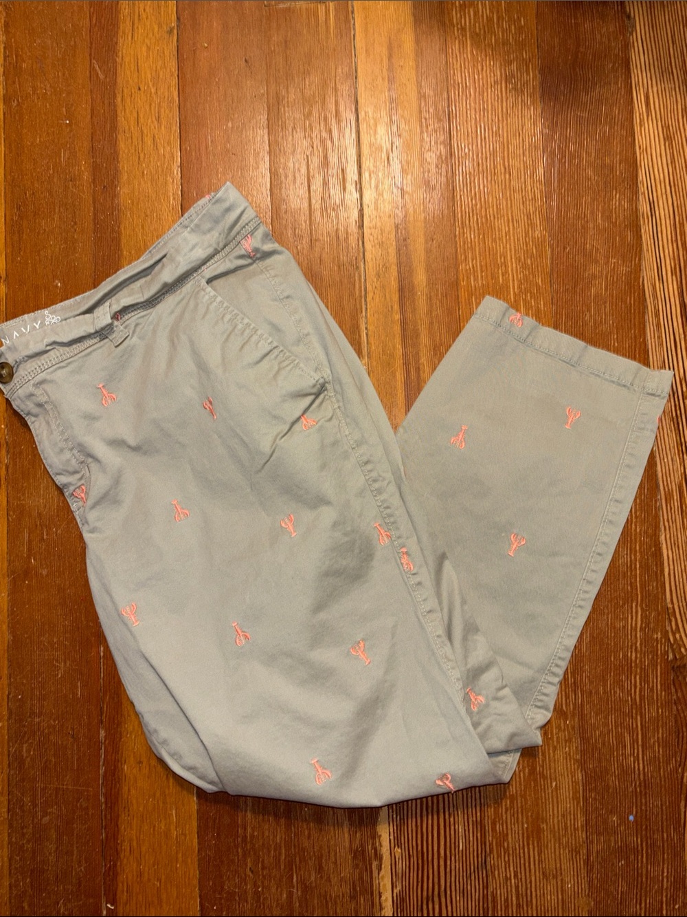 Old Navy Embroidered Lobster Khaki Pants | Women's Size 18